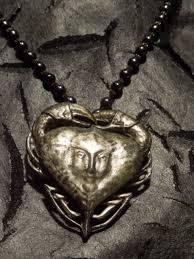 Davy Jones Locket Google Search Boite A Musique Pirates Des Caraibes Davy Jones