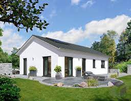 Hier in chumphae, also auch isaan, kostet ein haus (grundstück vorhanden), welches ein guter freund bauen wird, laut kostenvoranschlag, bzw. Dieses Und Viele Hauser Mehr Gibt Es Auf Fertighaus De Ihr Hausbau Aus Einer Hand Schnell Preiswert Und Von Gepruft Bungalow Town Country Haus Fassade Haus