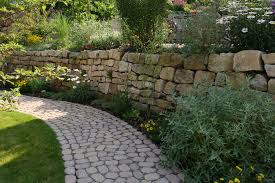 Pflasterarbeiten im vorgarten eines neubaus. Pflasterarbeiten Von Falko Werner