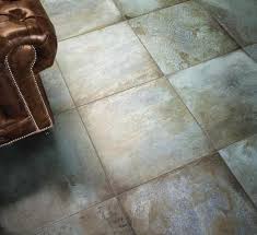 Fliesen sind ein traditioneller baustoff für küche, wohnzimmer und bad. Fliesen Und Naturstein Trends Modetrend Modefarben Fliesen In Berlin Potsdam Und Brandenburg