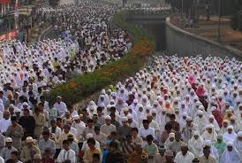Tata cara sholat idul fitri dirumah). Khutbah Idul Fitri Memaknai Fitrah Menuju Indonesia Maju Republika Online