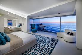 Do You Love It Or Would You List It 2018 Hgtv S Ultimate House Hunt Hgtv Minimalist Bedroom Design Home Bedroom Design