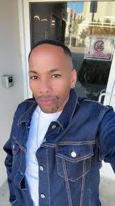 Dominic Ursetti's Instagram, Twitter & Facebook