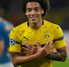 Axel controleert 80 % van de vennootschap, thierry de overige 20. Borussia Dortmund Die Sieben Geheimnisse Des Axel Witsel Welt
