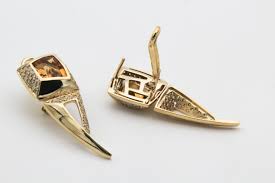 Empire gold & silver is the largest buyer and seller of gold, silver, platinum, and diamonds in the chattanooga area, and the southeast. Montreal Jewelry Custom Gold Fine Jewelry Donj Jewellery