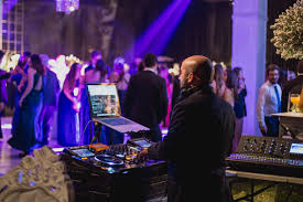 DJ Profesional para Bodas