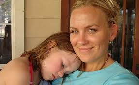 Candace Curry's Instagram, Twitter & Facebook