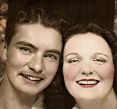 Debbie Grosso's Instagram, Twitter & Facebook