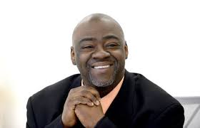 Derrick Curtis's Instagram, Twitter & Facebook