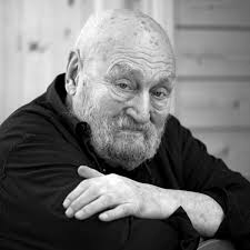 Václav vorlíček tot regisseur von drei haselnüsse für aschenbrödel gestorben der regisseur des tschechischen märchenklassikers drei haselnüsse für aschenbrödel ist im alter von 88 jahren in prag an einer krebserkrankung verstorben. Drei Haselnusse Fur Aschenbrodel Schauspieler Rolf Hoppe Ist Tot Stars