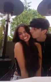 News the tiktok stars have broken up, following rumors that bryce had an affair in february. Addison Rae Returns To Tiktok Seemingly Confirms Bryce Hall Relationship Celebrity Tidings