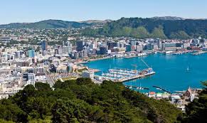 Wellington, a capital mais simpática do mundo, se tornou um dos principais destinos de brasileiros interessados em fazer um intercâmbio na nova zelândia. Wellington Capital Da Nova Zelandia Enciclopedia Global