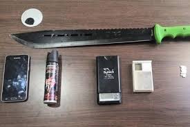 تعزيزات الأمنيين توف ر سلامة البوناني في الناظور Pocket Knife