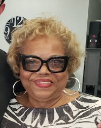 Hello, I'm Effie and something to know about me is