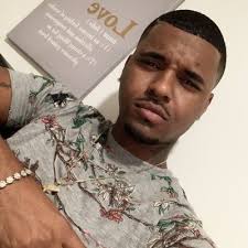 Nadia Berry (@MzNadiaBerry)