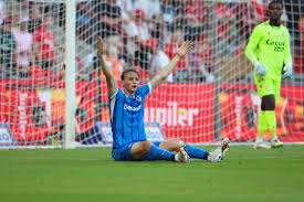 Genk Under Pressure! Must-Win Clash Against Standard: Can They Deliver? - Imagen principal del artículo