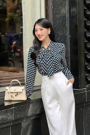 Top 4 kiểu áo sơ mi nữ dẫn đầu xu hướng thời trang