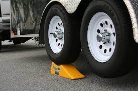 We did not find results for: Buy Trailer Aid Tandem Tire Changing Ramp The Fast And Easy Way To Change A Trailer S Flat Tire Holds Up To 15 000 Lbs 4 5 Inch Lift Yellow Online In Turkey B000i4jpze