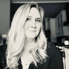 Tamara Stump's Instagram, Twitter & Facebook