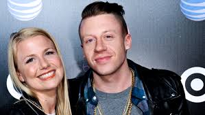 We did not find results for: Macklemore And Ryan Lewis Return With Growing Up Sloane S Song