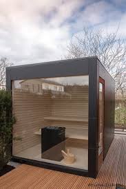 Design Gartensauna Mit Panoramaverglasung Innenansicht Finnische Espe Sauna Von Design Garten Alfred Hart Gartensauna Design Gartenhaus Saunahaus Garten