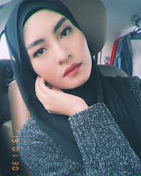 Walau hati ku menangis walau jiwa ku merintih rindu yang bertamu meruntun ragaku. Wany Hasrita Bakal Lancar Canggung Ciptaan Hael Husaini Dan Ezra Kong Sensasi Selebriti