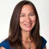 Beth Findley's Instagram, Twitter & Facebook