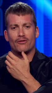 El truco infalible para los audios de #whatsapp de #grison😂  #comediaenespañol#silviaabril#grisonbeatbox#rubencortada #MartínezyHermanos  #MovistarPlus