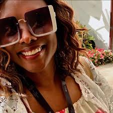 Arcade in Woodland Mall parking lot 90s?