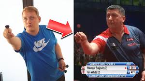 Alle dartflights von dartspielern können sie hier kaufen. Martin Schindler Imitiert Dartspieler Zu Lustig Youtube