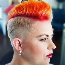 Warm 🌞chocolate 🍫. So very beautiful! #chicolor #verbproducts #brownhair  #salonsofvolterramckinney #landrys