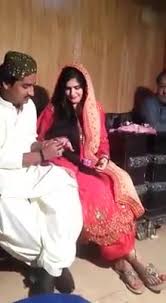 Wedding couples wedding dress trendy wedding indian wedding pictures bridal pictures. Sindhu Marvi Ye Haqiqat H K Mre Magni Hue Thi Or Mre Us