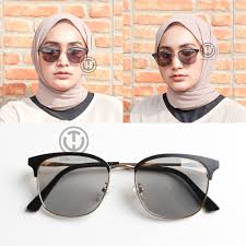 Review kacamata lensa polarized photochromic half frame plastic siku flexible. Frame Kacamata Tanuki Hitam Gold Kacamata Photochromic Anti Radiasi Blueray Bluechromic Shopee Indonesia