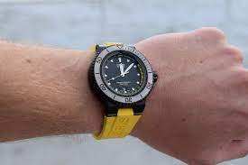 Review Oris Aquis Depth Gauge Specs Price