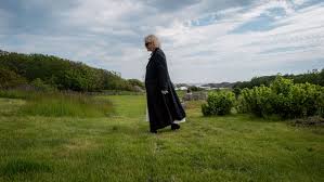 Son (vg) kaja norum (31) skulle egentlig ha giftet seg med sturla berg johansen (52) i sommer, men trøster seg med å stille ut kunst sammen med sin læremester odd nerdrum (76). Odd Nerdrum Vg