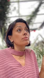 Si respondiéndoles así insisten… ya sería el colmo 🤭