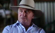 Barnaby Joyce says purchase of shares for son in company he quizzed at  public inquiry 'was reasonable'