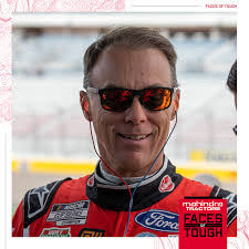 Kevin Haas's Instagram, Twitter & Facebook