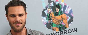 The Flash escala o vilão Mestre dos Espelhos para a terceira temporada