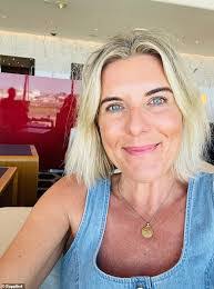 Camilla Thompson's Instagram, Twitter & Facebook