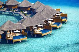 Dalam malaysia pun banyak lokasi menarik, malahan boleh berjimat juga sebab tak perlu bayar tiket flight bagi lokasi resort yang tidak jauh dari tempat tinggal anda. 20 Lokasi Honeymoon Terbaik Di Dunia Ajak Pasanganmu Ke Sini Yuk
