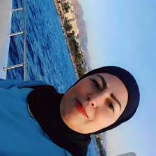 المتوفين خنقا من تسرب الغاز هو رجل #أعمال أردني وزوجته وابنتهما رحمهم الله  جميعا أفراد العائلة المتوفون يرحمهم الله توفوا في فيلا جديدة كانوا قد سكنوا  فيها حديثا في دابوق بالعاصمة عمَّان