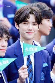 Pin De Zed Em X1 Minhee 2002 Em 2020 Rapazes Bonitos Rapazes K Idols