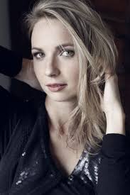 Miriam Kaiser v projekte Colour Sounds spája klasiku, folklór a krásne  vizuály