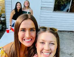 It's summertime in Seattle! Chief Resident Dr. Jamie LaGrandeur hosted the  resident BBQ this past weekend to welcome our newest residents to the  Virginia Mason family! #anesthesiaresidency