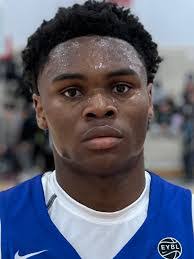 Alberto Harris's Instagram, Twitter & Facebook