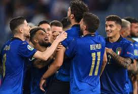 Mancano solo alcuni dettagli finali da risolvere, ma c'è ottimismo: Sorpresa Delle Sorprese In Casa Juventus Arriva Un Titolare Di Roberto Mancini Grazie Ai Soldi Di Demiral