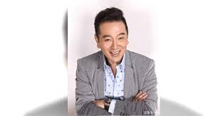 He is an actor and producer, known for a place in the sun (2013), letter 1949 (2009) and la ma zheng zhuan (2013). Nhosoqav4dpjfm