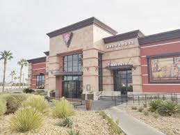Bj S Mini Deep Dish Pizza Calories Handcrafted Burgers Tacos Pasta Favorites More Centennial Nv 89149 Locations Bj S Restaurants And Brewhouse