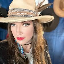 Courtney Cogdell's Instagram, Twitter & Facebook